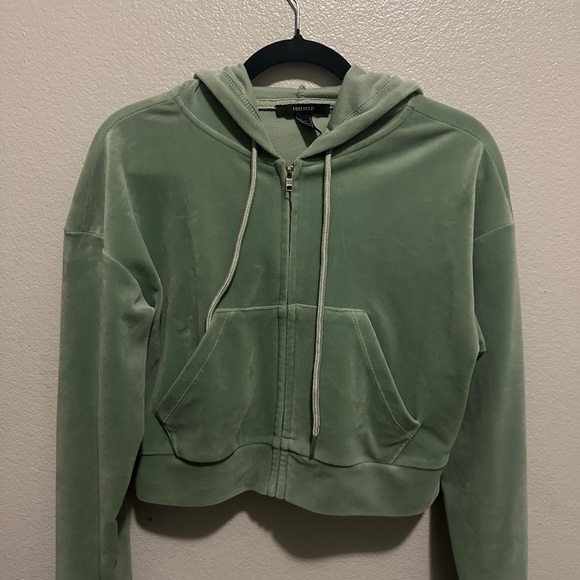 Forever 21 Sage Green Cropped Hoodie - Picture 3 of 4